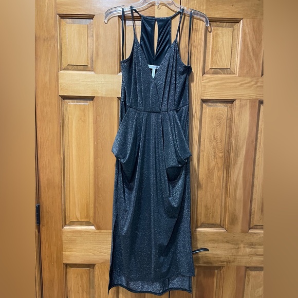 Sparkly BCBGeneration Midi Dress 🖤🩶 - Picture 2 of 8